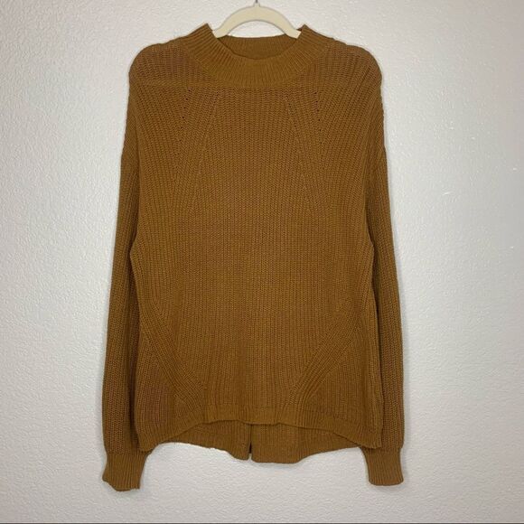 Old Navy Size Large Brown Cable Knit Women’s Sweater - Picture 1 of 9